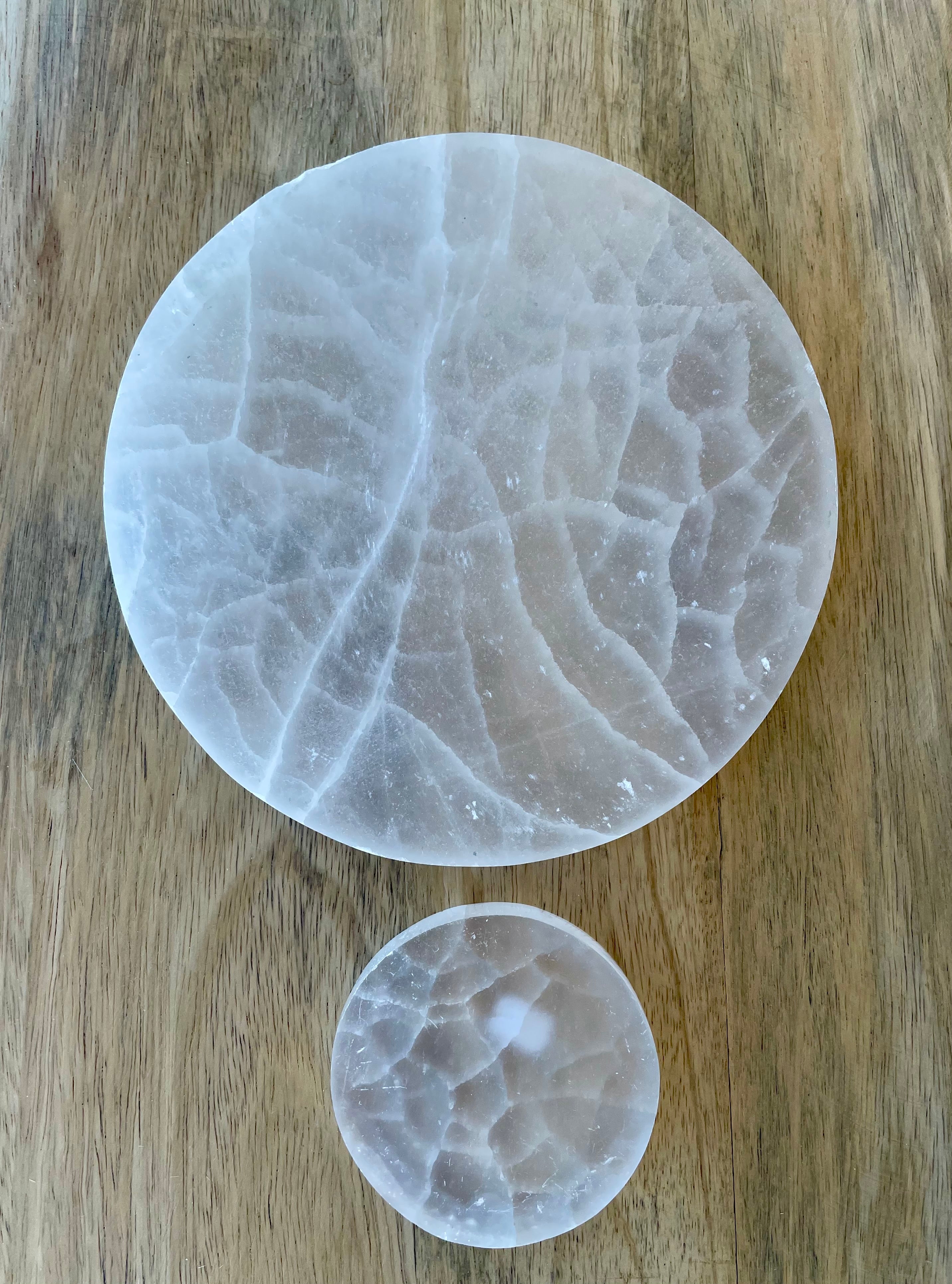 Selenite Charging Plate